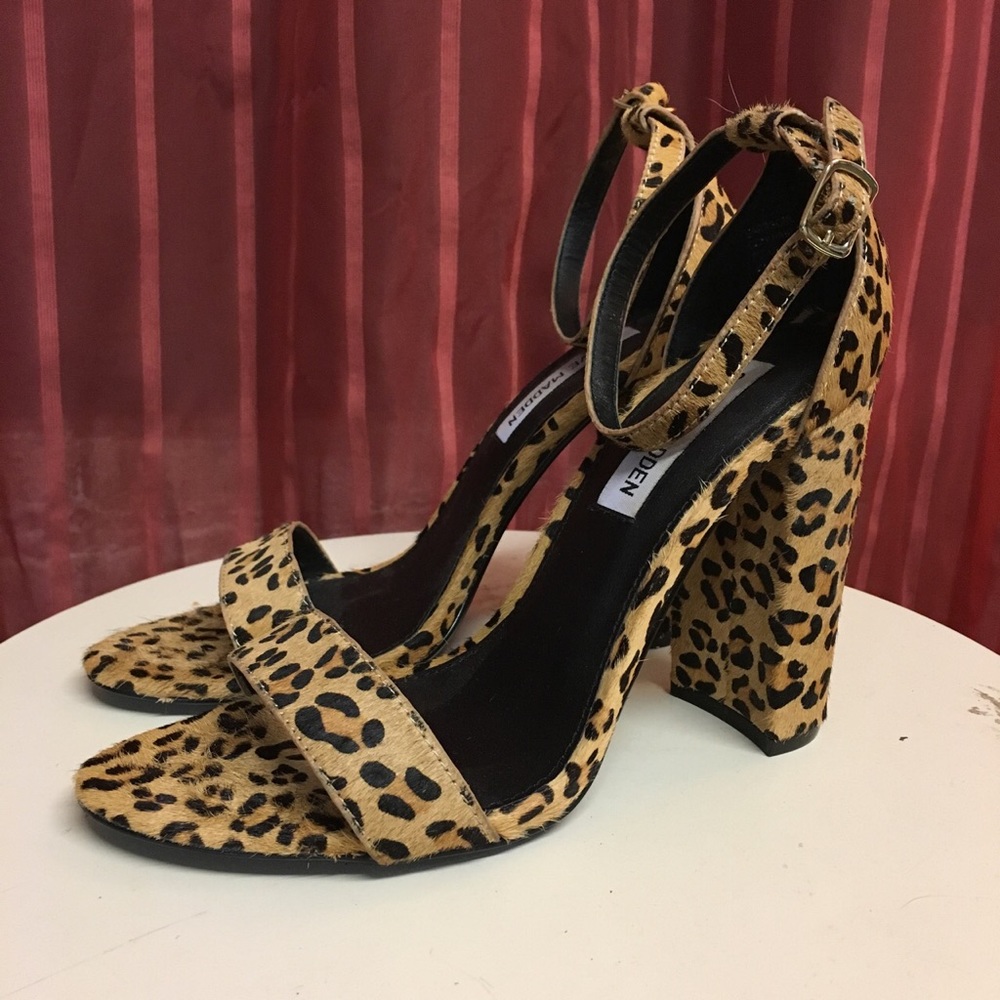 Steve Madden sandals size 7,5
